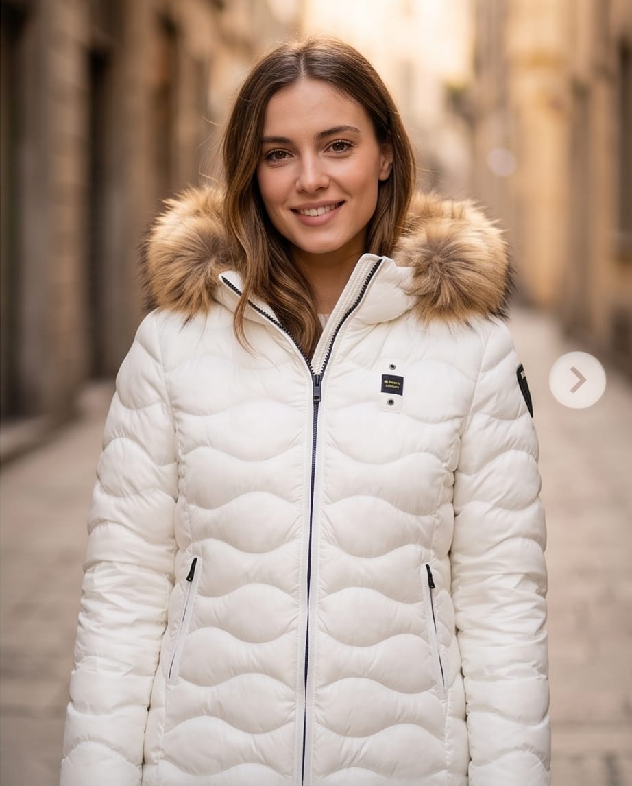 Piumino lungo Blauer Donna con cappuccio e bordo in pelliccia