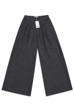pantalone a gamba ampia
