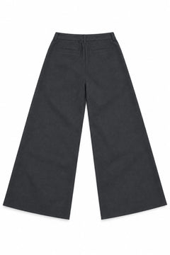 pantalone a gamba ampia