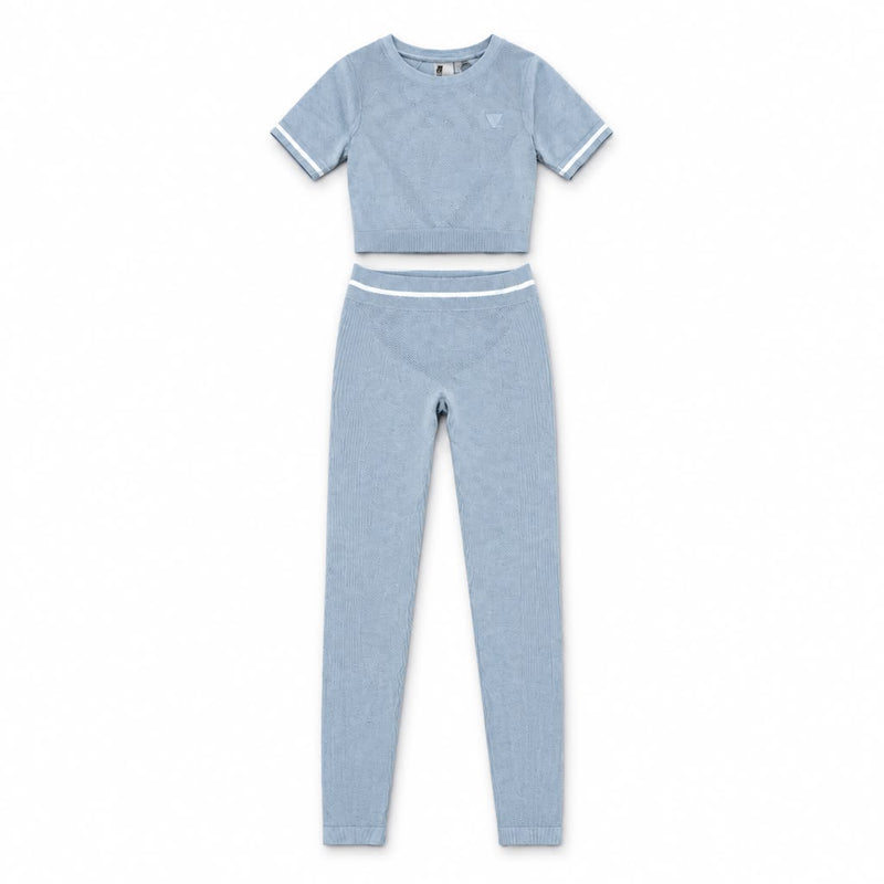 Completo Guess crop top e leggings con righe bianche
