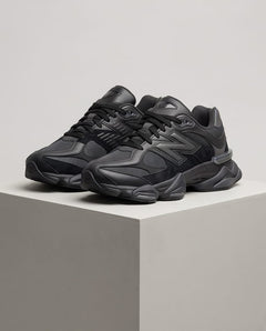 NEW BALANCE Sneaker 9060 Triple Black