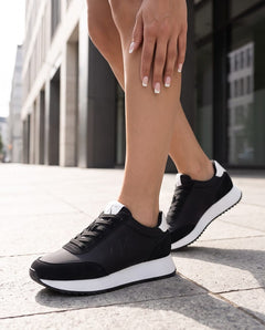 Calvin Klein Sneaker Total Black dettaglio