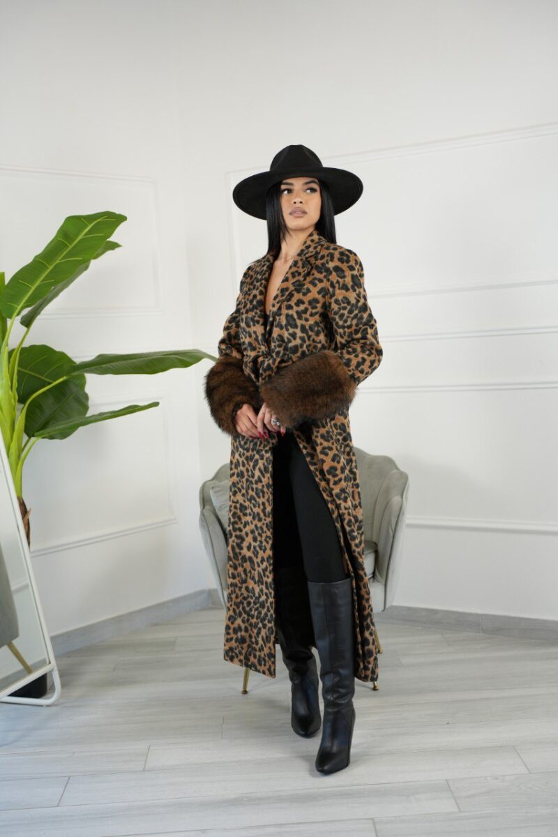 Trash And Luxury  Cappotto